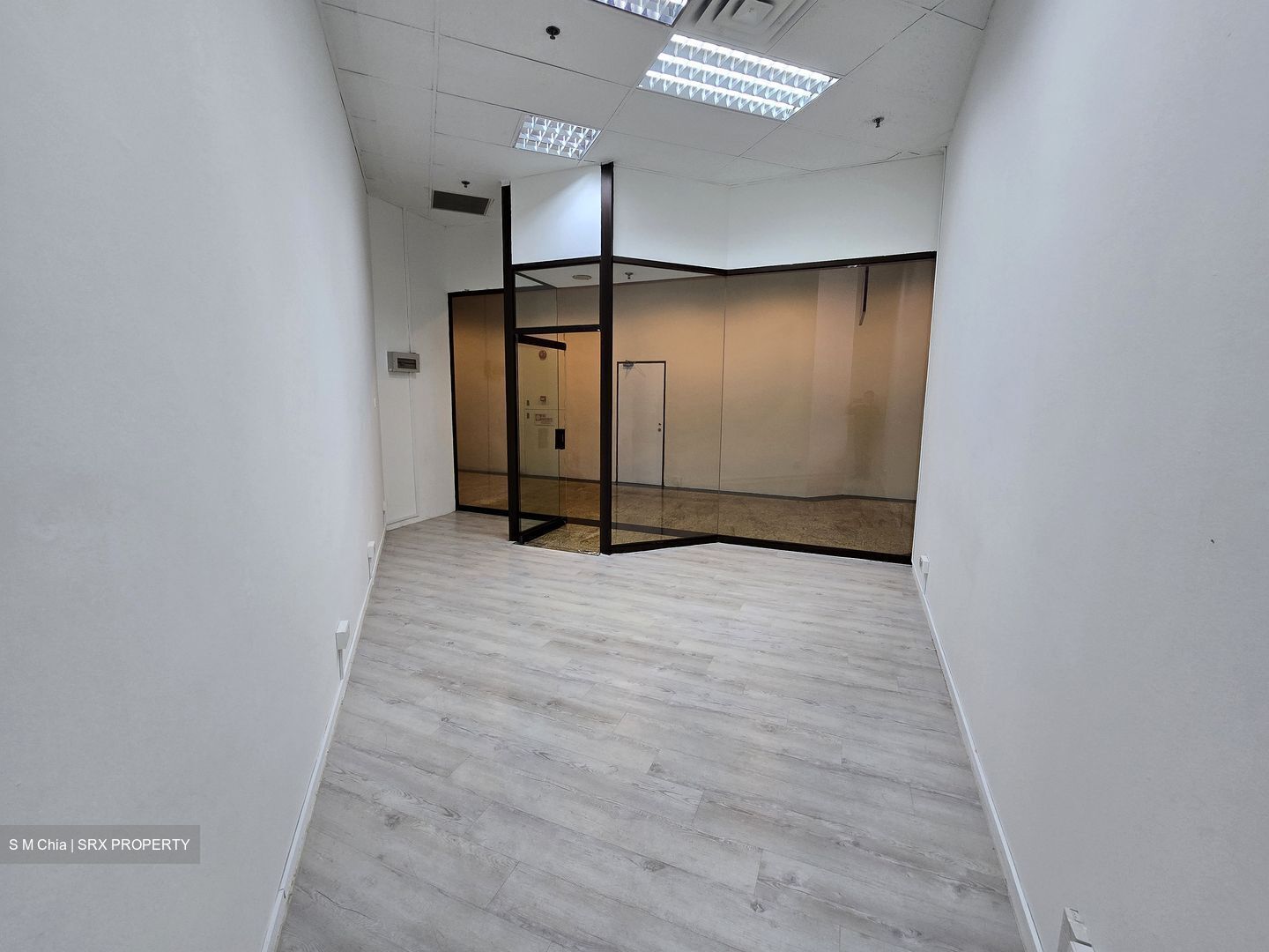 The Riverwalk / Riverwalk Apartments (D1), Office #493021231